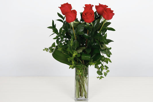 Bouquet de 6 Roses vase inclus (6RV)