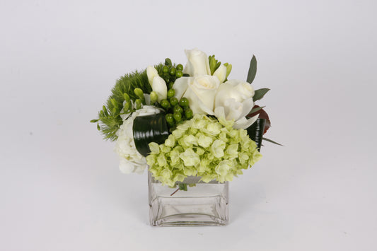 Fleurs blanches et vertes